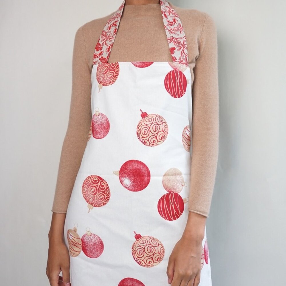 REVERSIBLE Red/White Festive FULL Apron